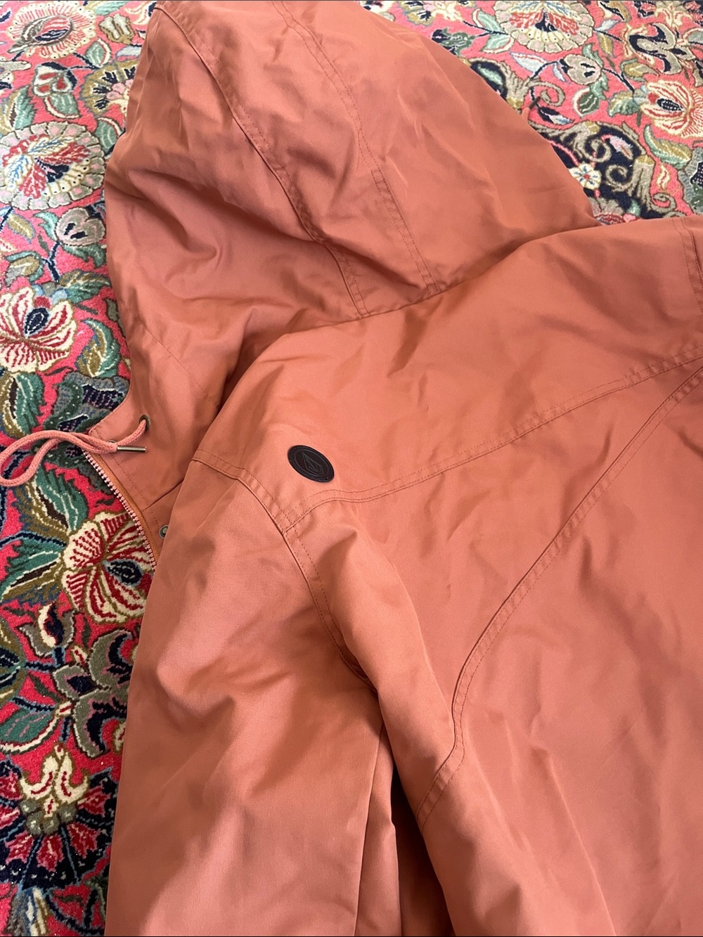 Volcom Women’s jacket - Picture 4 of 6